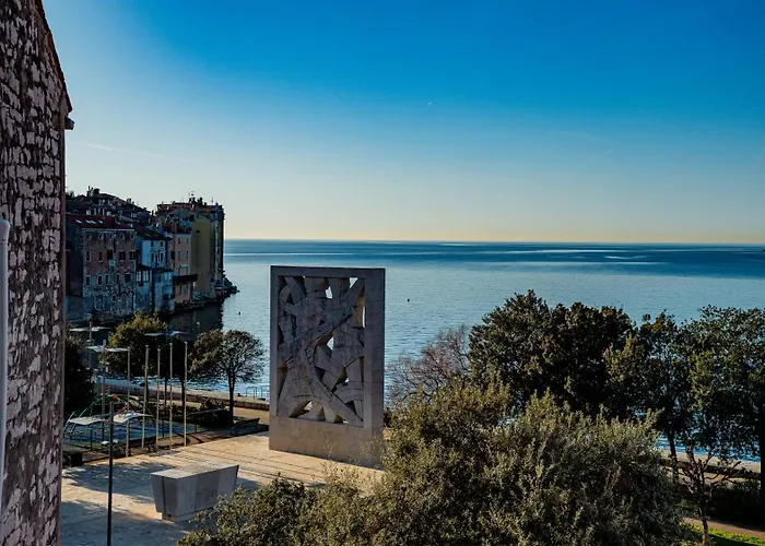 Loreto Lya Sea View *