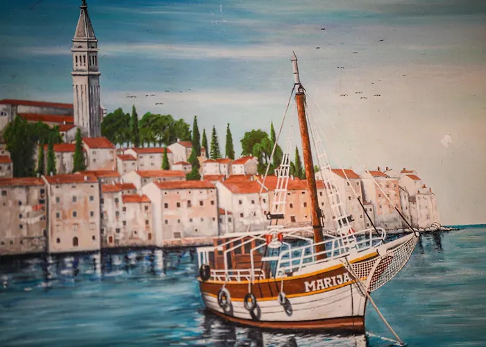 Loreto Lya Sea View Ρόβινι